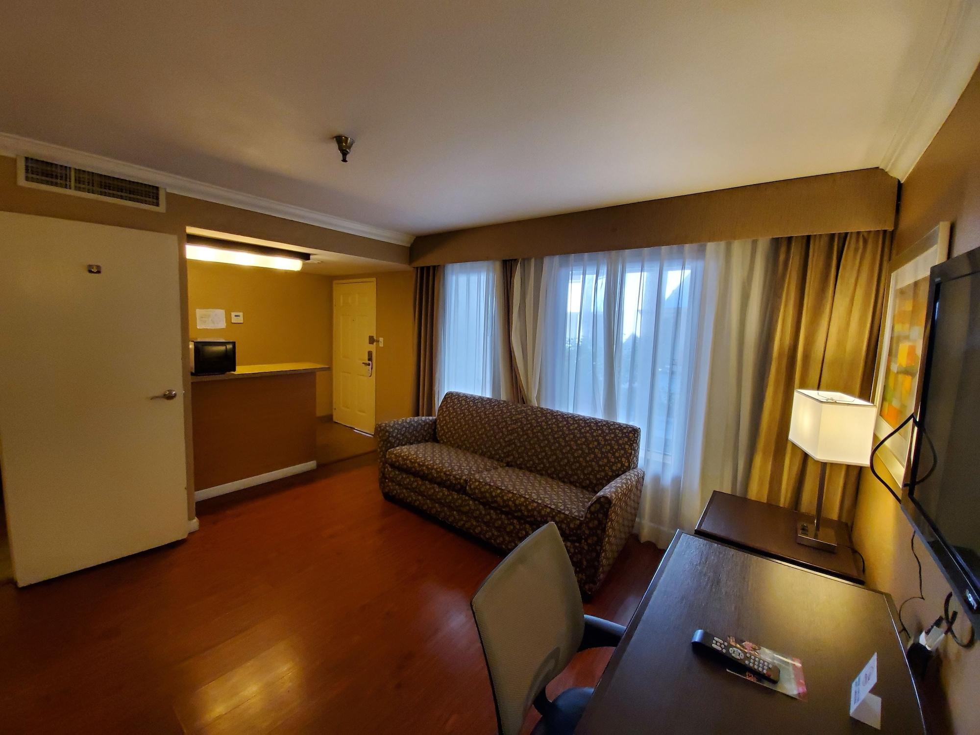 Hotel D'Lins Ontario Airport Екстериор снимка