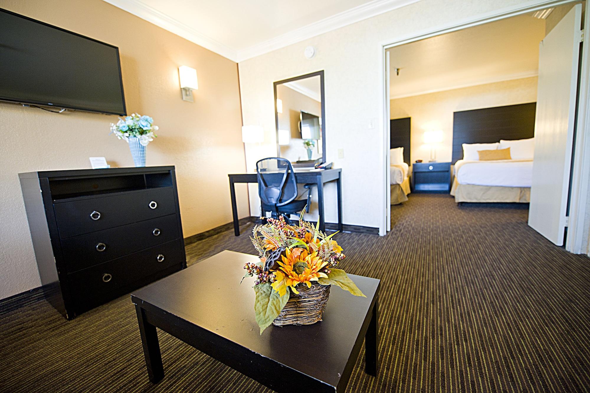 Hotel D'Lins Ontario Airport Екстериор снимка