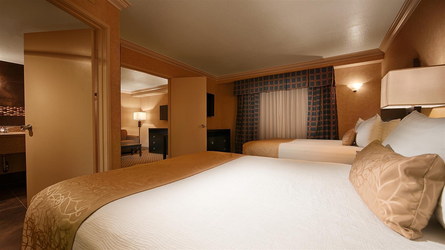 Hotel D'Lins Ontario Airport Екстериор снимка